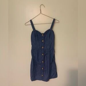 Abercrombie & Fitch — women’s small denim sleeveless dress with buttons